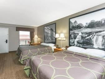 Super 8 By Wyndham Orangeburg Hotel ภายนอก รูปภาพ